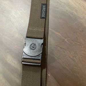 Arcade womens belt size large